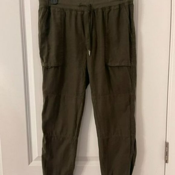 Aritzia Community Cebu Cargo Jogger - Dark Olive - Size S - Picture 1 of 6